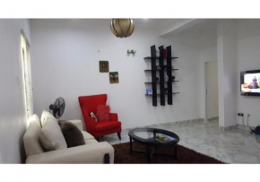 Large 1 Bedroom Apartment On The Gound Floor, Lekki